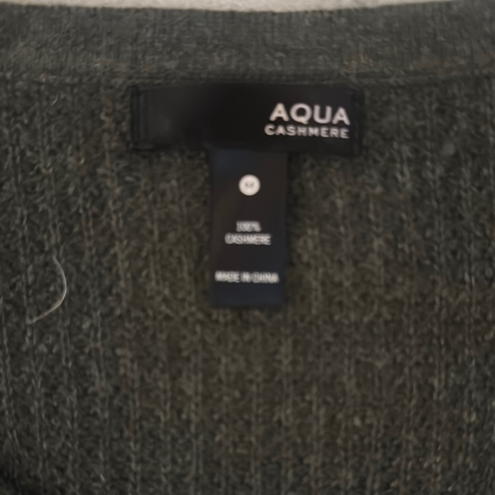 Aqua brand Green Ribbed Long Sleeve Crew Neck Sweater Cashmere - Picture 2 of 4